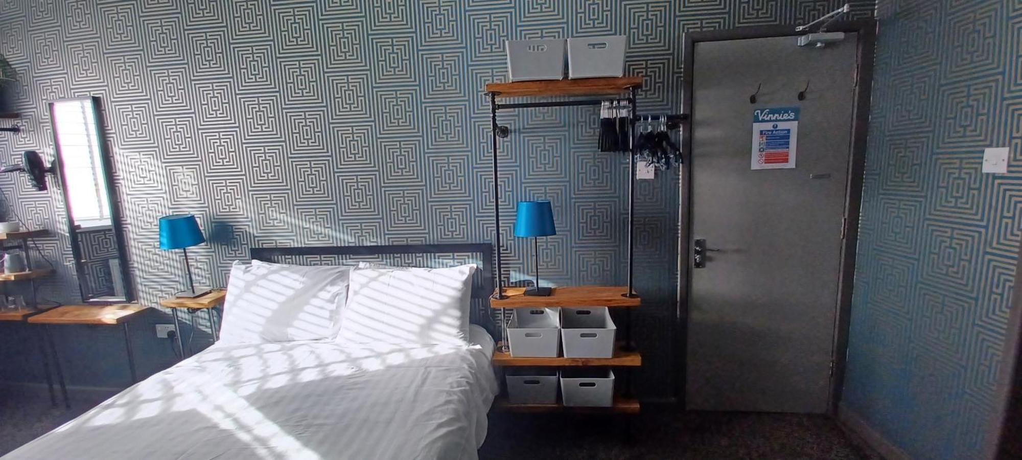 Vinnie'S Family Hotel Блэкпул Номер фото